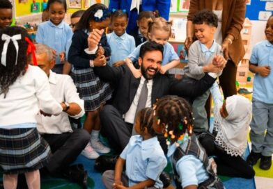 New York: il sindaco offre una serata libera ai genitori con babysitter gratuiti New York: il sindaco offre una serata libera ai genitori con babysitter gratuiti