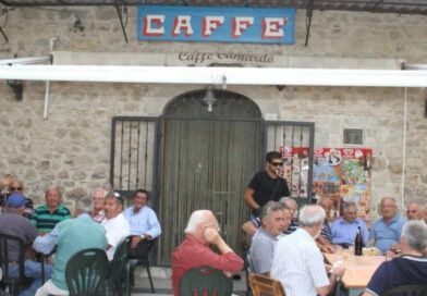 Chiude il bar dopo 138 anni e diventa uno spazio gestito dalla comunità Chiude il bar dopo 138 anni e diventa uno spazio gestito dalla comunità